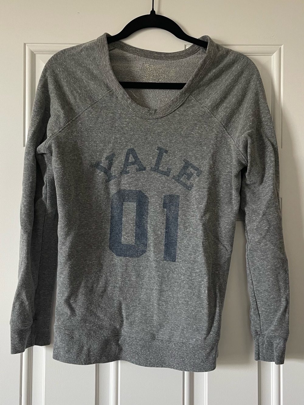 01 Gray Women's Crewneck Sweatshirt